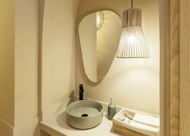 Modern clinic for dental cleaning in Gijón